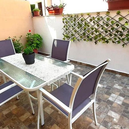 Evelyn Home Liménasz Kültér fotó