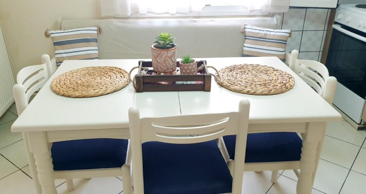 Evelyn Home Liménasz Kültér fotó